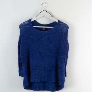H&M women's lightly knitted sweater Size M